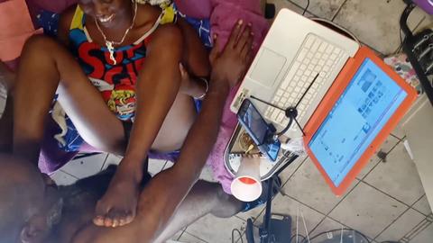 Milf amatoriale nera del Texas colta in flagrante - videocamera in azione!